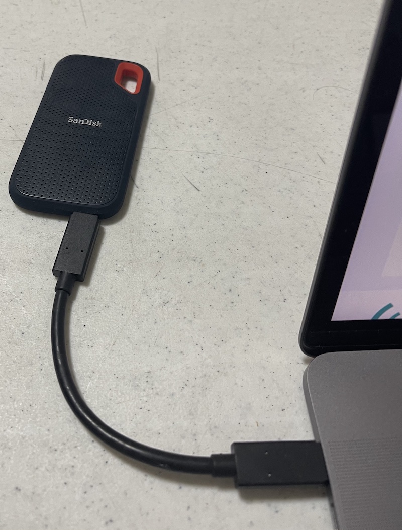 SanDisk HD-1952 Unidad de Estado Solido SSD Externo, Extreme Portable 1Tb 2.5 USB 3.1 Lect.550Mb/S Uso Rudo, 1 TB, Gris/Naranja